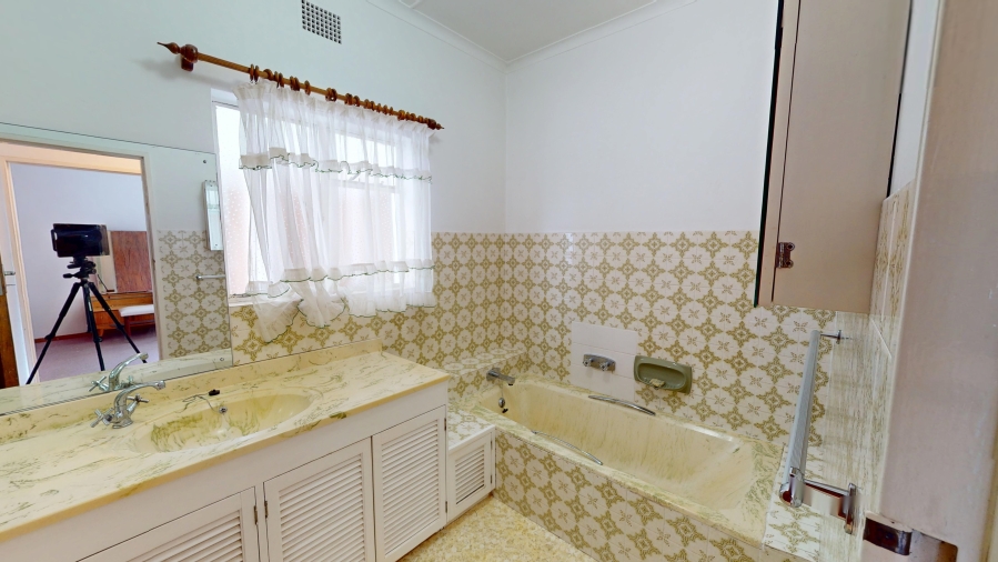 3 Bedroom Property for Sale in Lochnerhof Western Cape